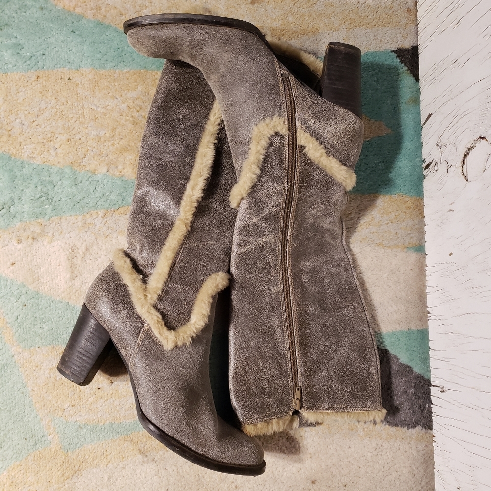 Elegant Tall Fur Lined Dress Boots